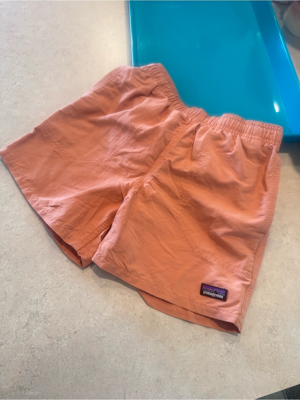 Patagonia Kids M Baggies Shorts Salmon Coral Mesh Liner Swim Trunks Gorpcore